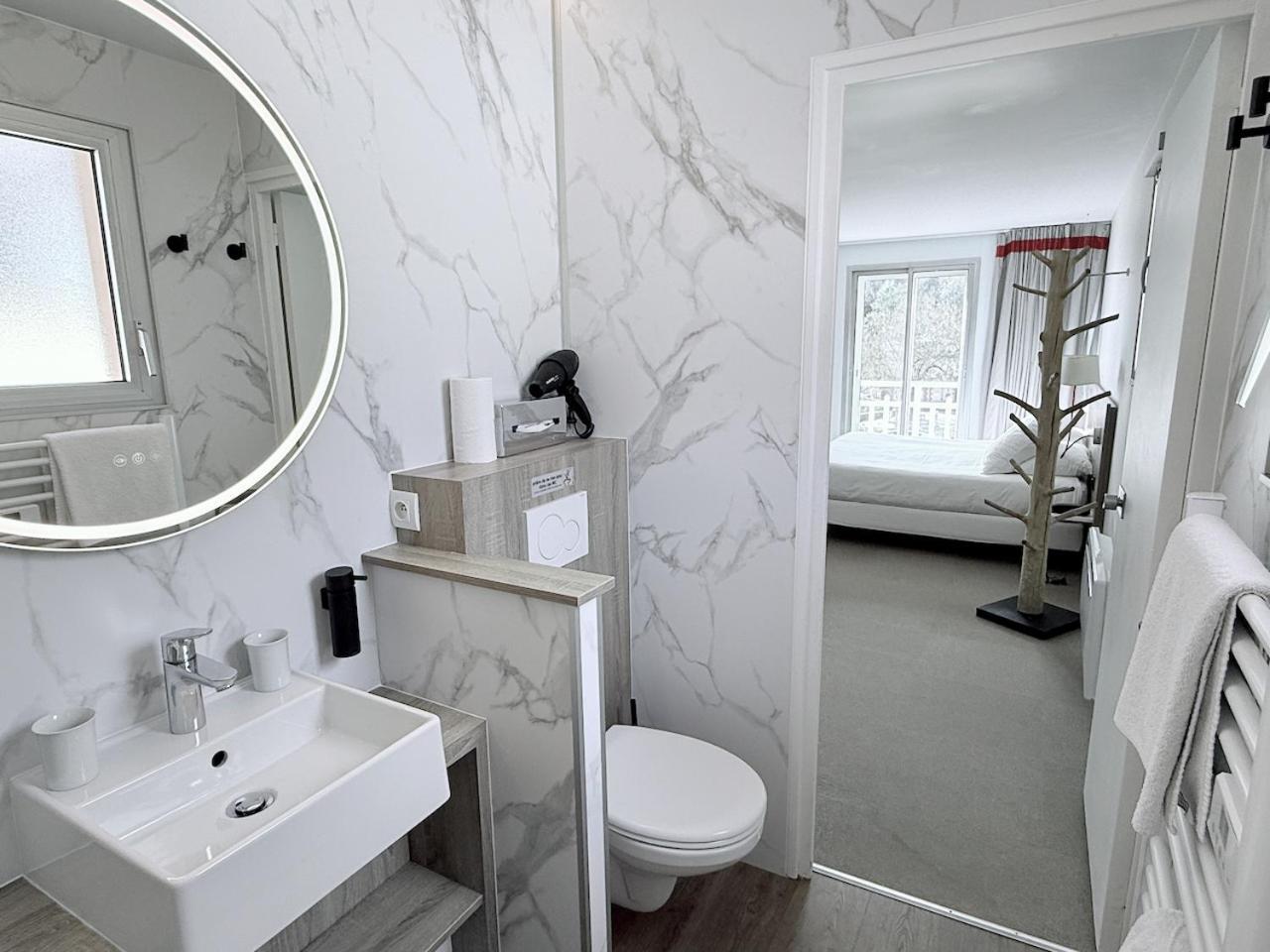 Hotel Beau Soleil ปอร์นิก ภายนอก รูปภาพ
