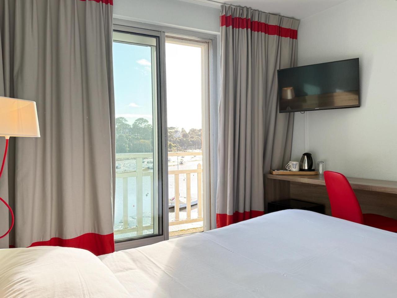 Hotel Beau Soleil ปอร์นิก ภายนอก รูปภาพ